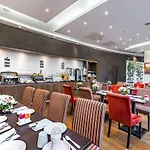 De Berny Hotel 4*