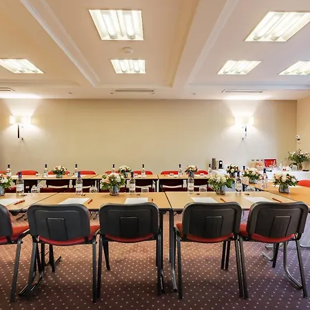 Hotel De Berny 4*