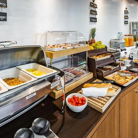 De Berny Hotel 4*