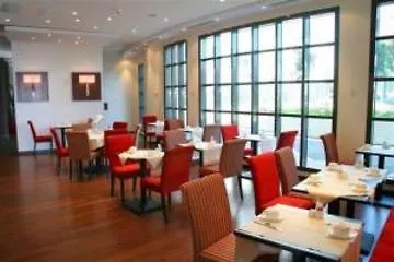 De Berny 4*
